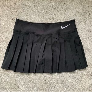 The Nike Court Victory Girls' Tennis Skirt